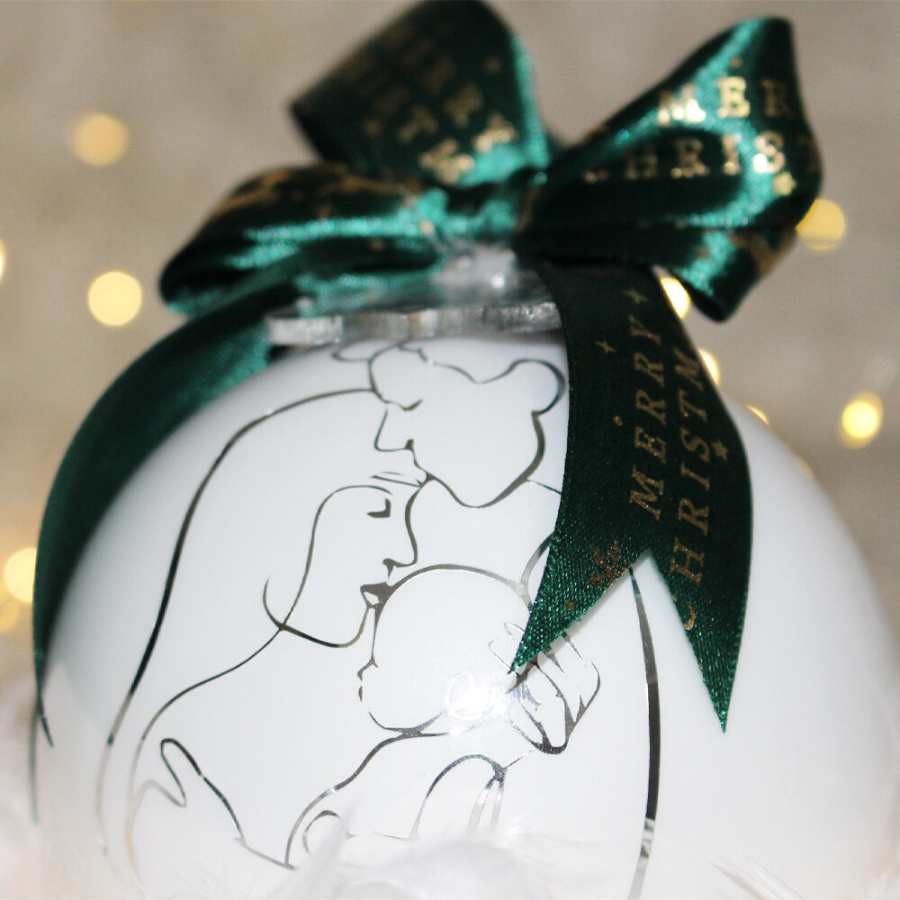 Primo Abbraccio — pallina di Natale personalizzata in vetro 10 cm, Bianco perla lucido